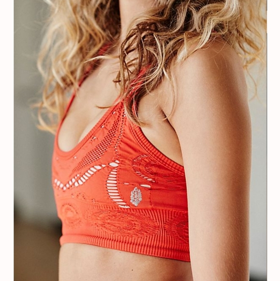 🌸Free People Movement Crochet My Way Bra🌸 - Picture 2 of 5